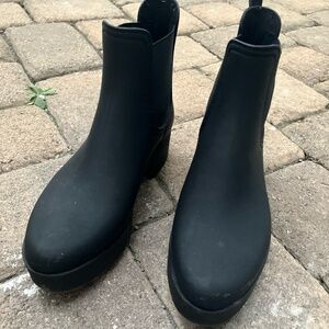 Excellent Condition Jeffrey Campbell Chelsea Rain Boots Size 6